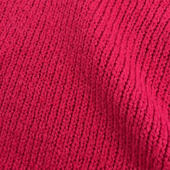 Hot Pink cropped sweater! - Picture 3 of 3
